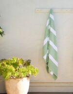 Classic Stripe Resort Towel Bundle - Image 15