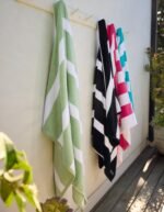 Classic Stripe Resort Towel Bundle - Image 16